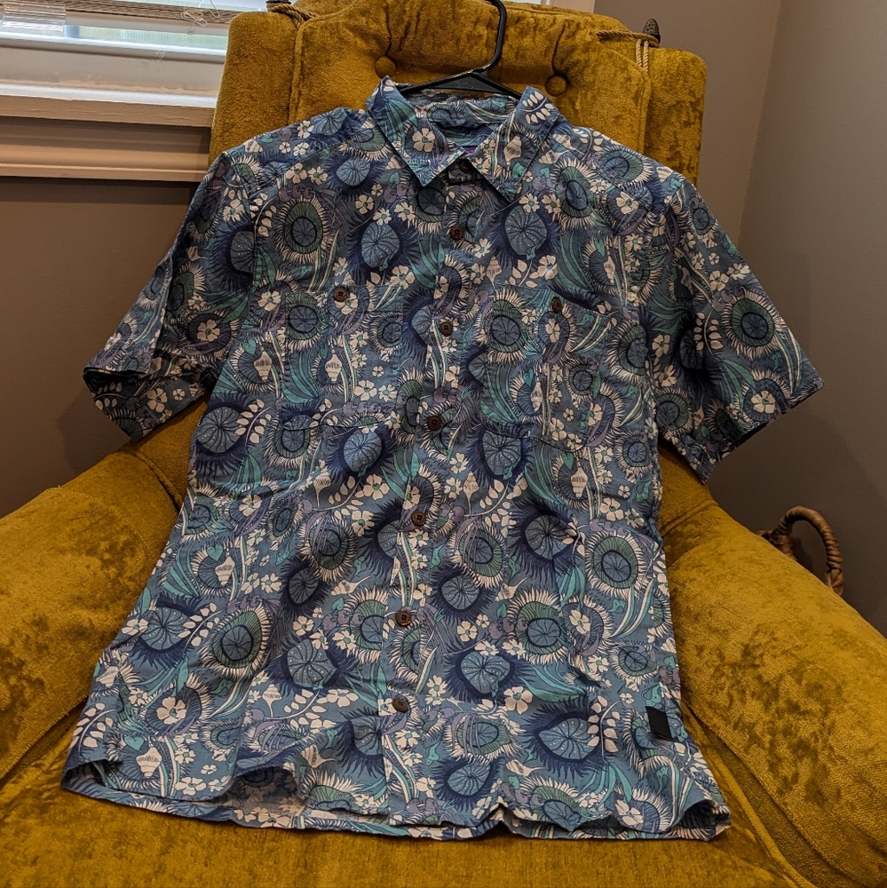 Patagonia Men's Button Up Shirt